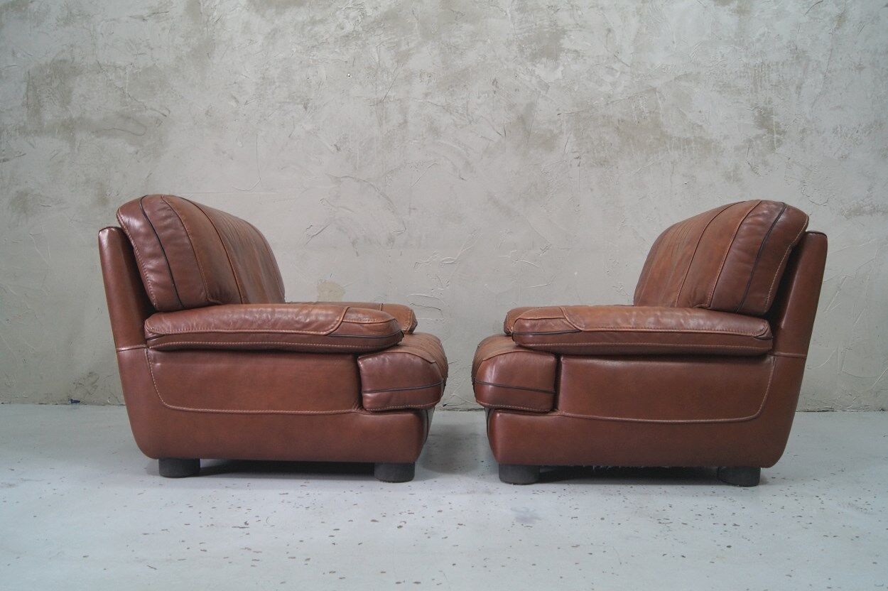 A pair of vintage Italian leather Lounge Chairs, 1970s