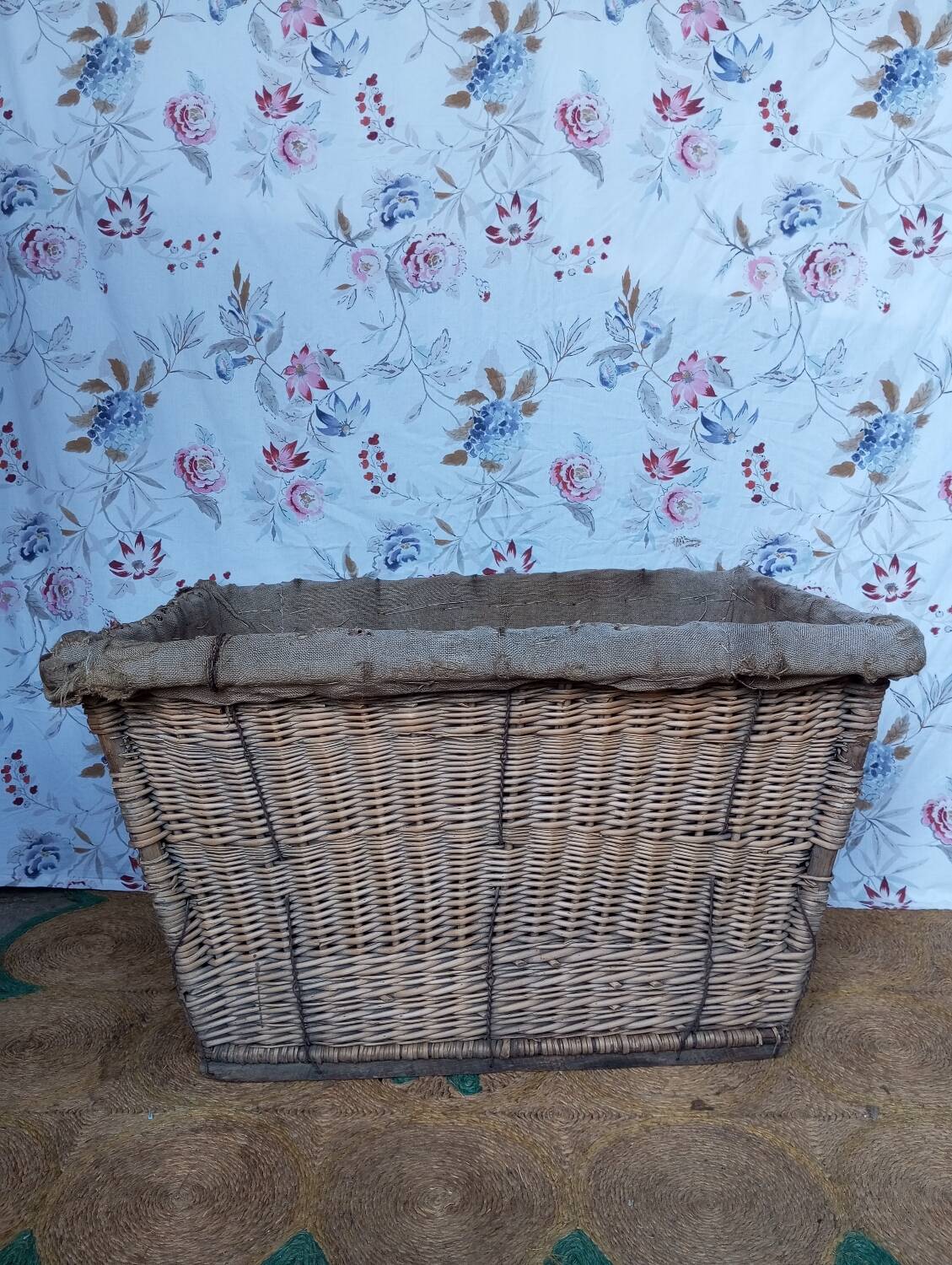 Wood and wicker basket, antique, size xxxl.