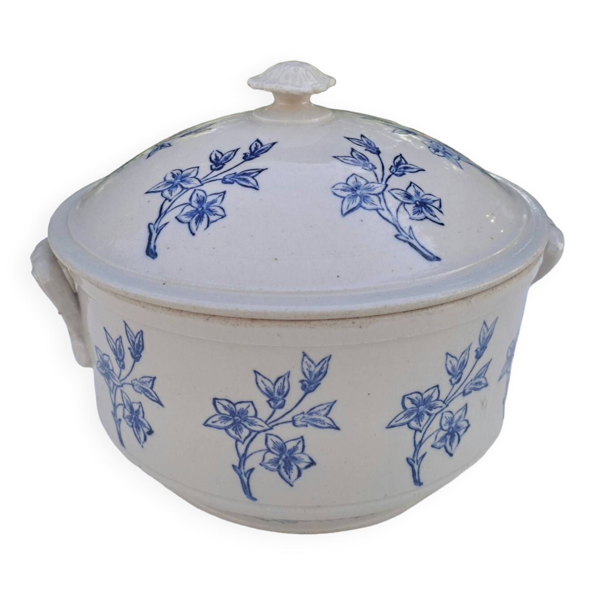 St Uze tureen