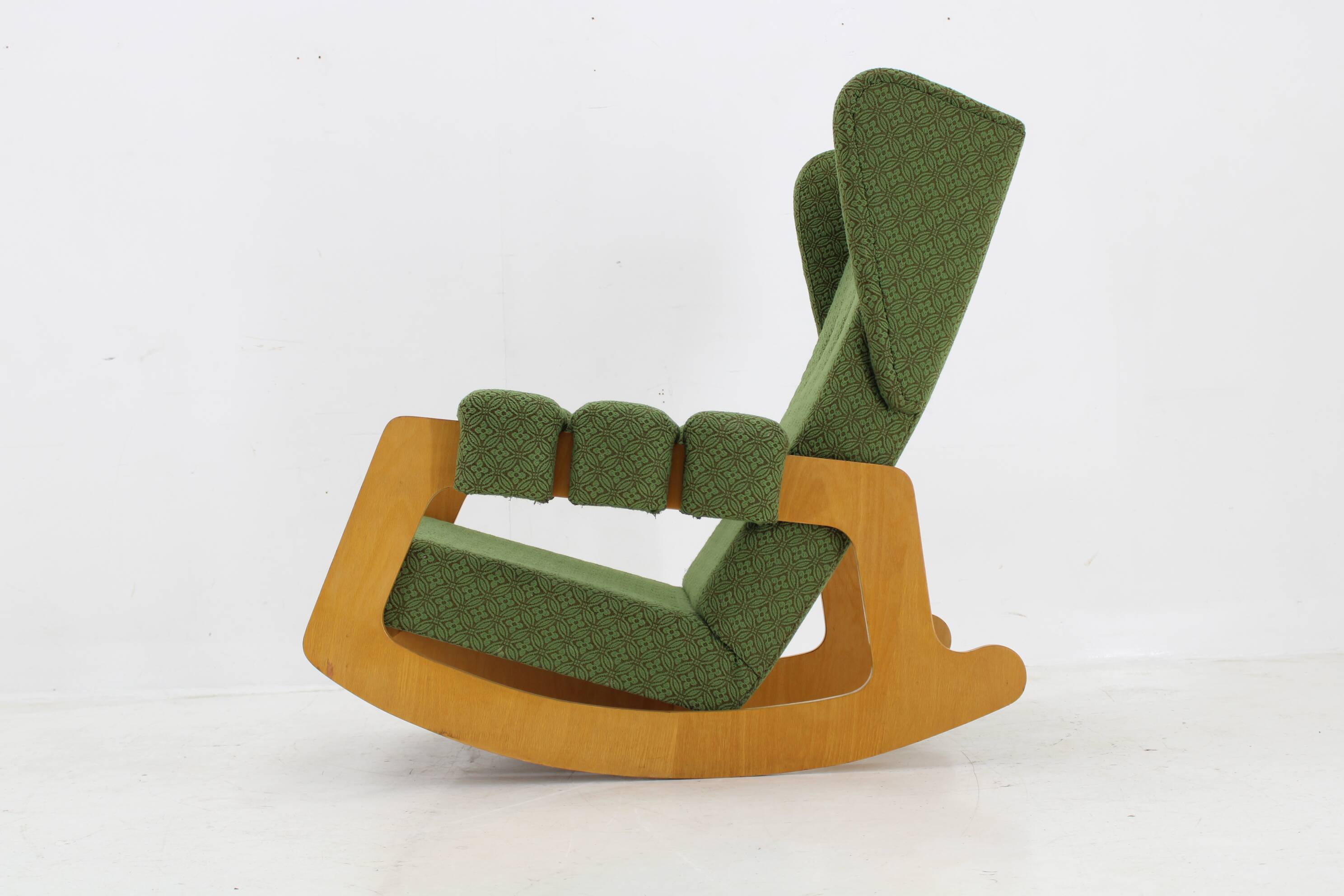 1970s Large Rare Brutalist Rocking Chair, Czechoslovakia