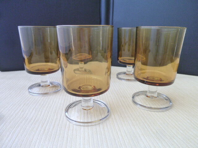 Set de 5 verres à vin vintage Luminarc en verre ambré