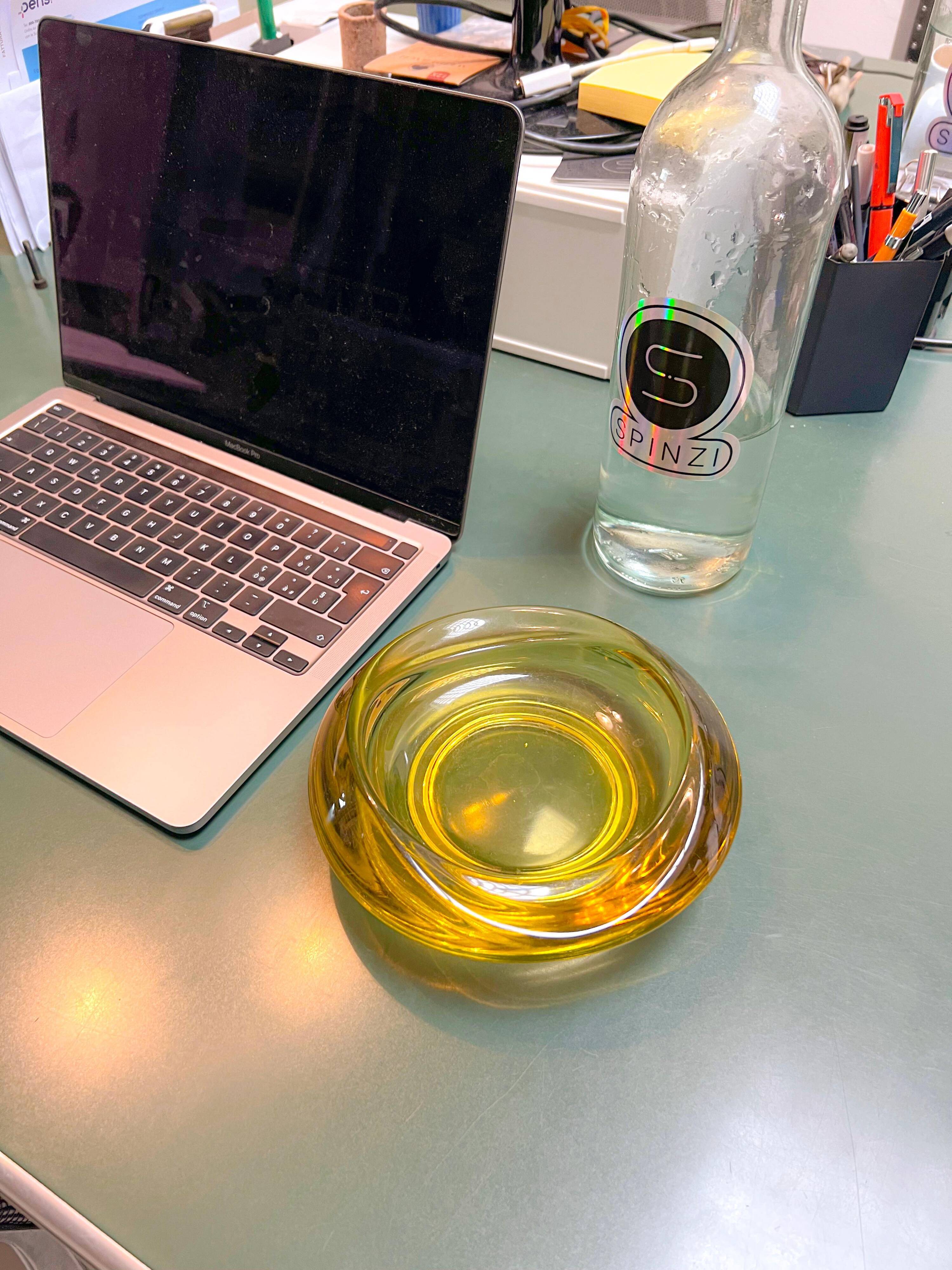 Bright Yellow Murano Sculptural Bowl , perfect to decorate your coffee tables !