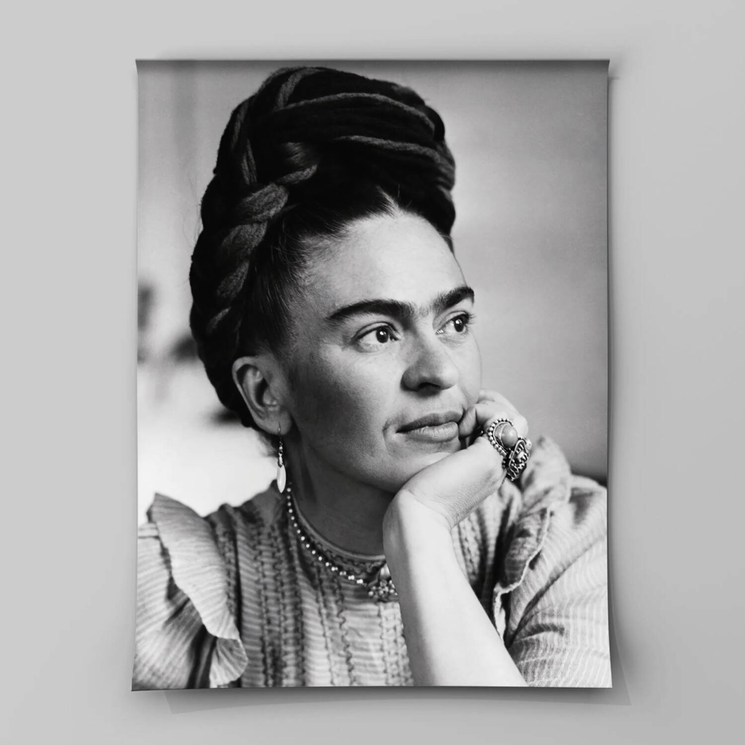 1 Frida Kahlo, 1944 — Portrait by Nickolas Muray