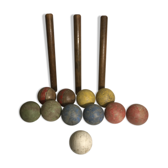 Old vintage balls game