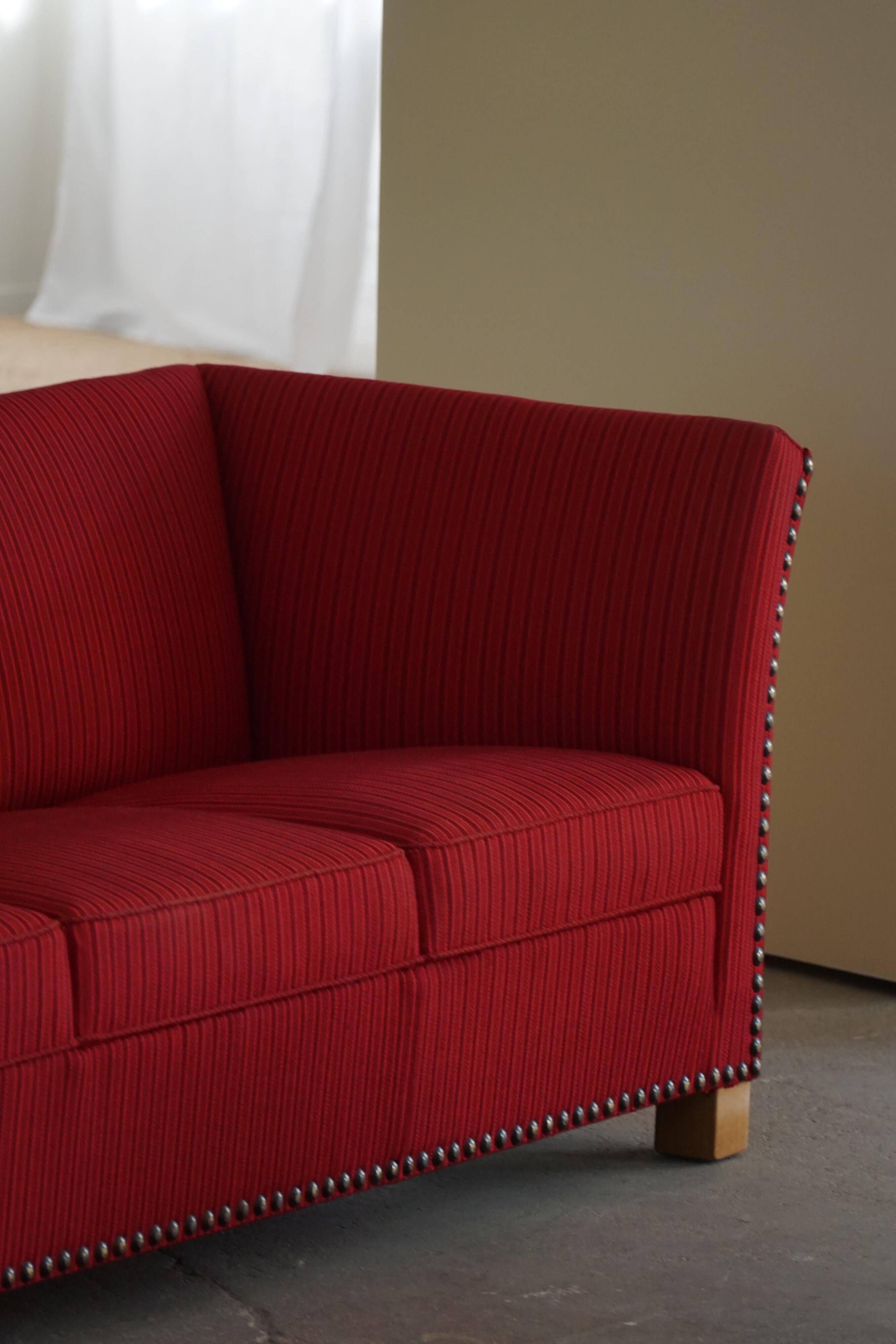 Art Deco three-seater canapé by a Danish cabinetmaker, Flemming Lassen style, 1940s.