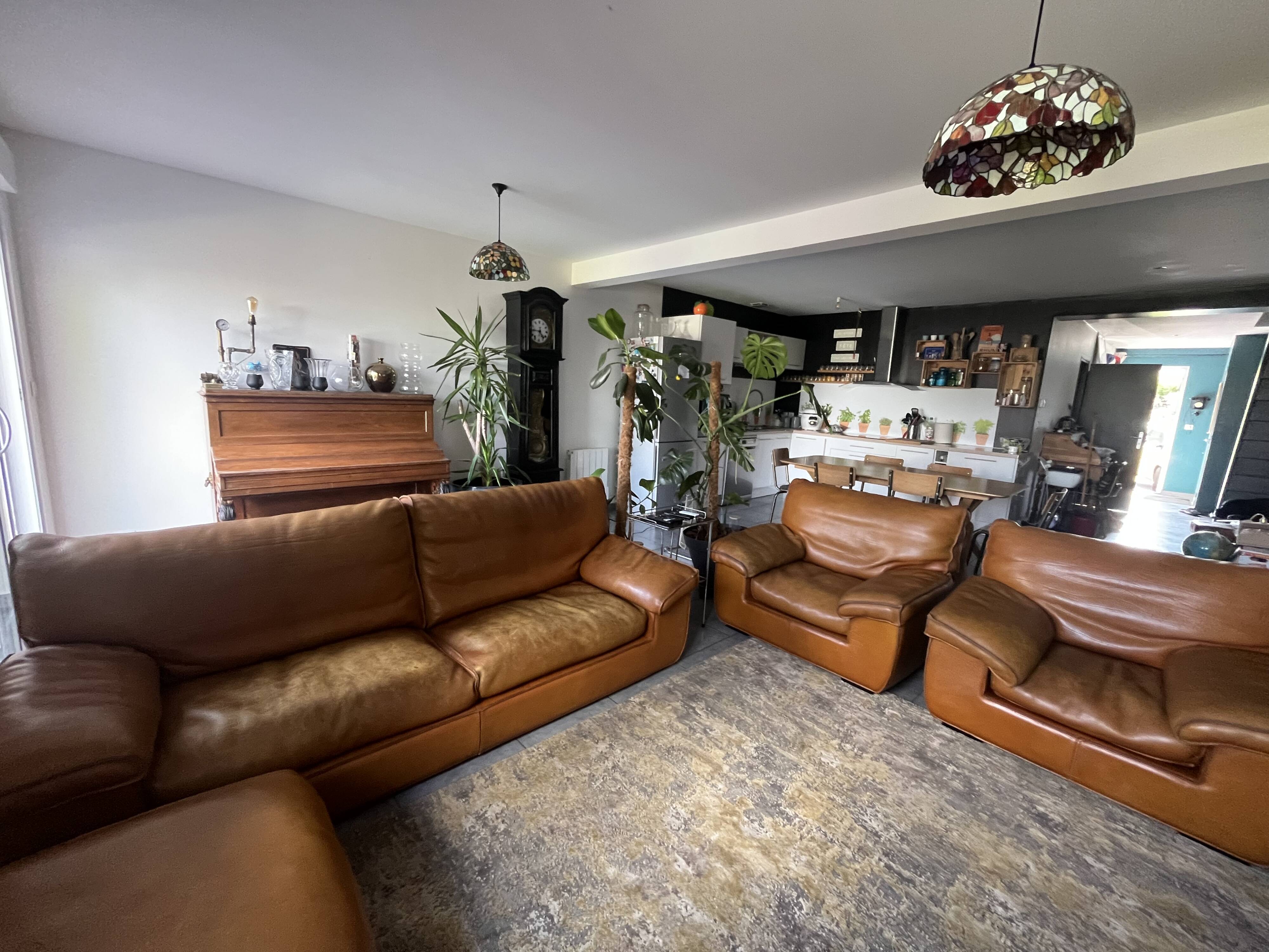 Salon cuir vintage Roche Bobois - Canapé + 2 fauteuils + pouf
