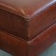 Pouf en cuir de mouton couleur cognac
