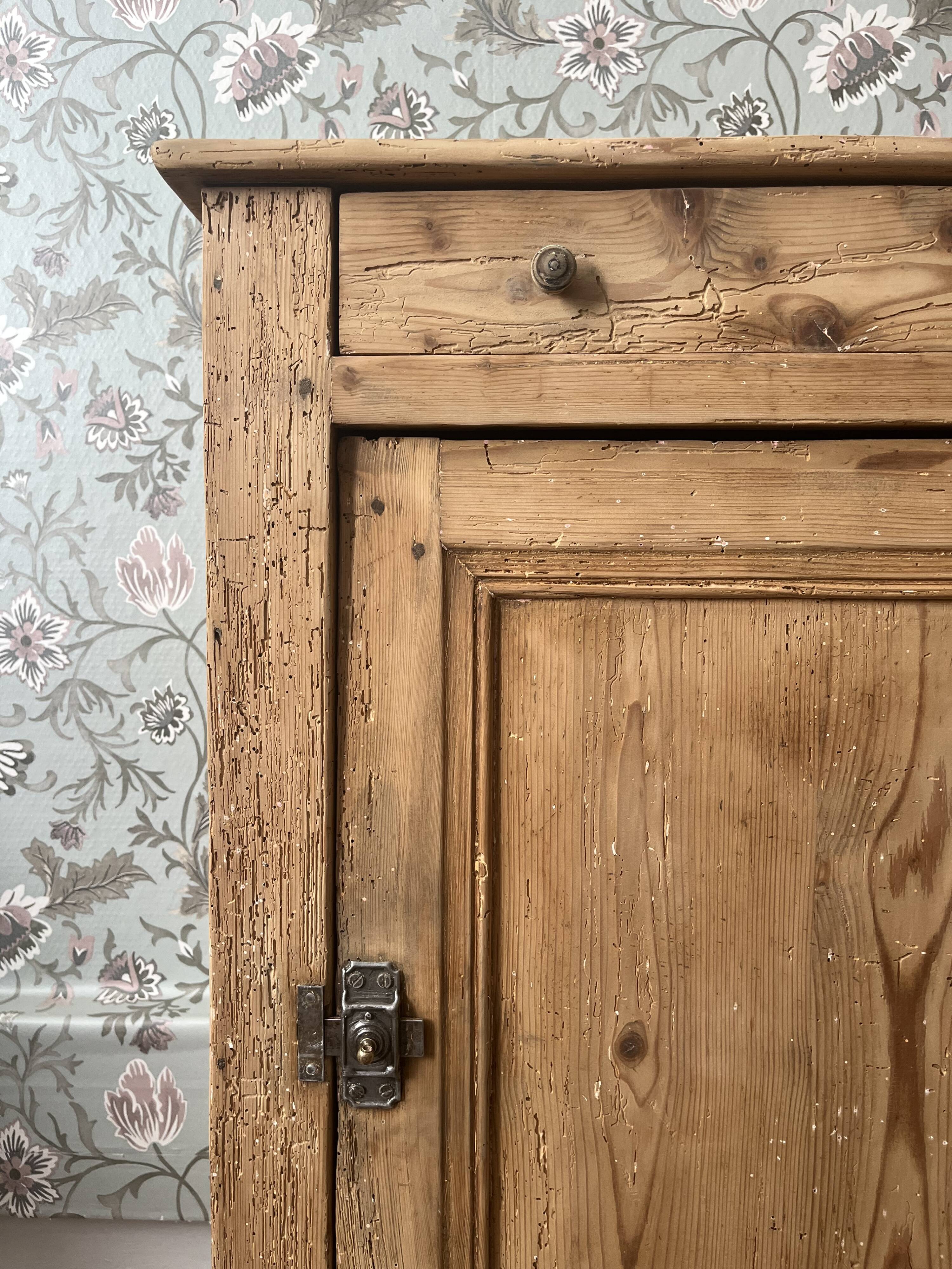 Pine sideboard (renovated)