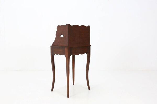 table de chevet en bois de style Louis XV, France vers 1900