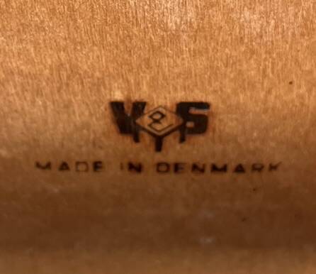 Scandinavian table, Henning Kjaernulf for Velje & Stole Møbelfabrik 🇩🇰