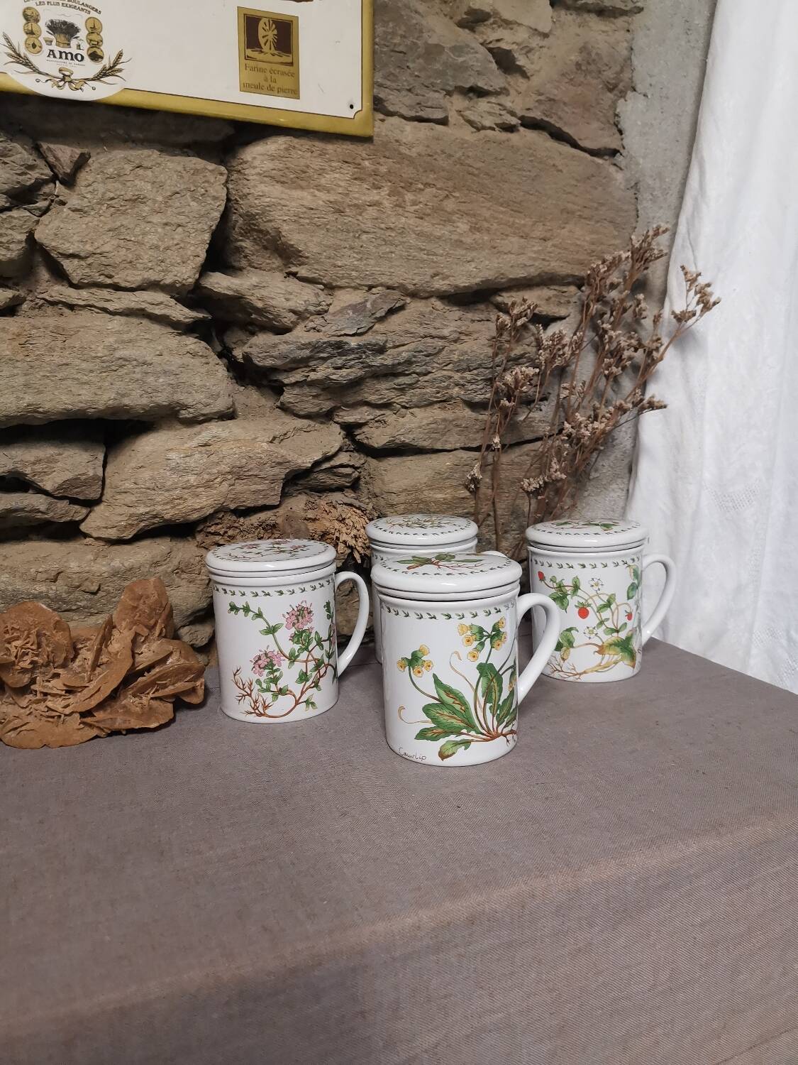 New ceramic “Medicinal Plants” tea pots