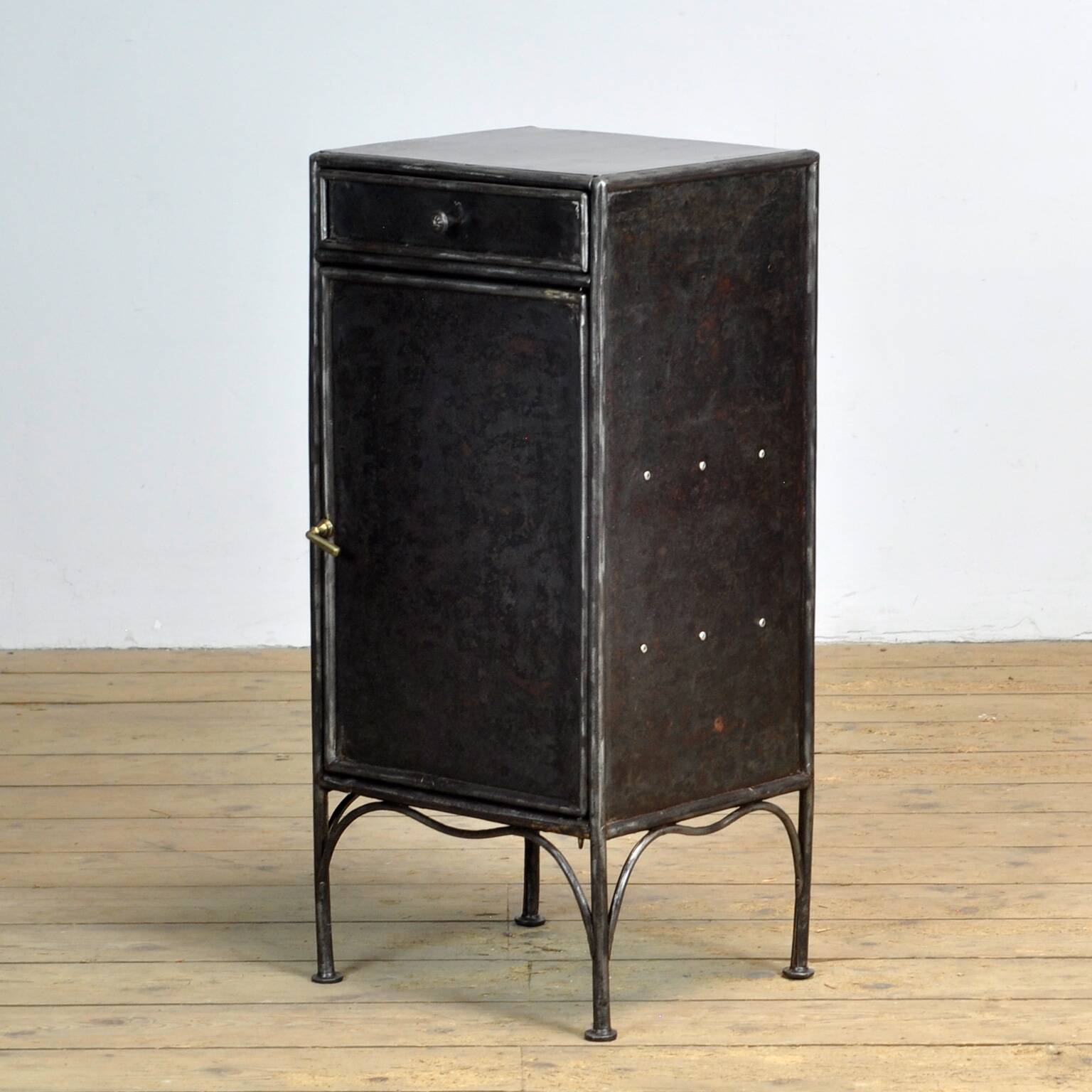 Table de Chevet en Fer, 1920s