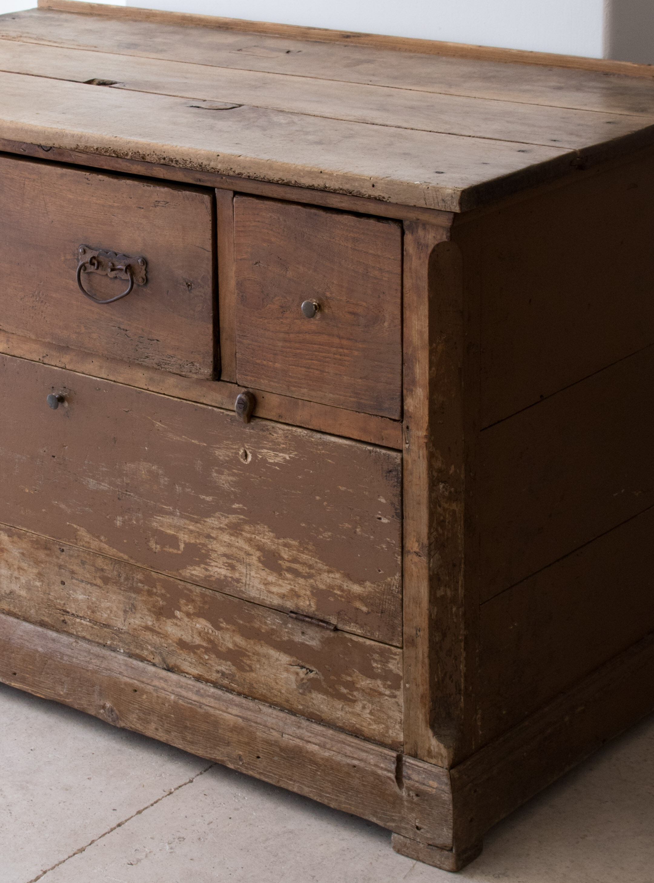 Antique italian kirchen cabinet xix century