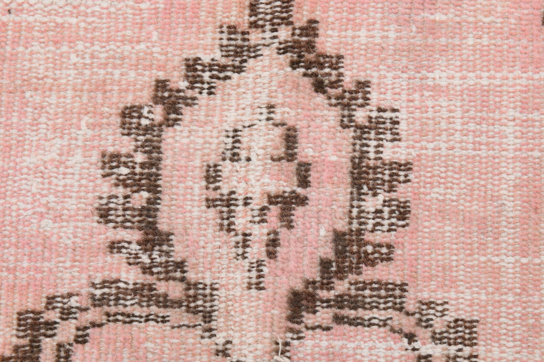 5x9 Pink & Brown Classic Vintage Rug, 155x274Cm