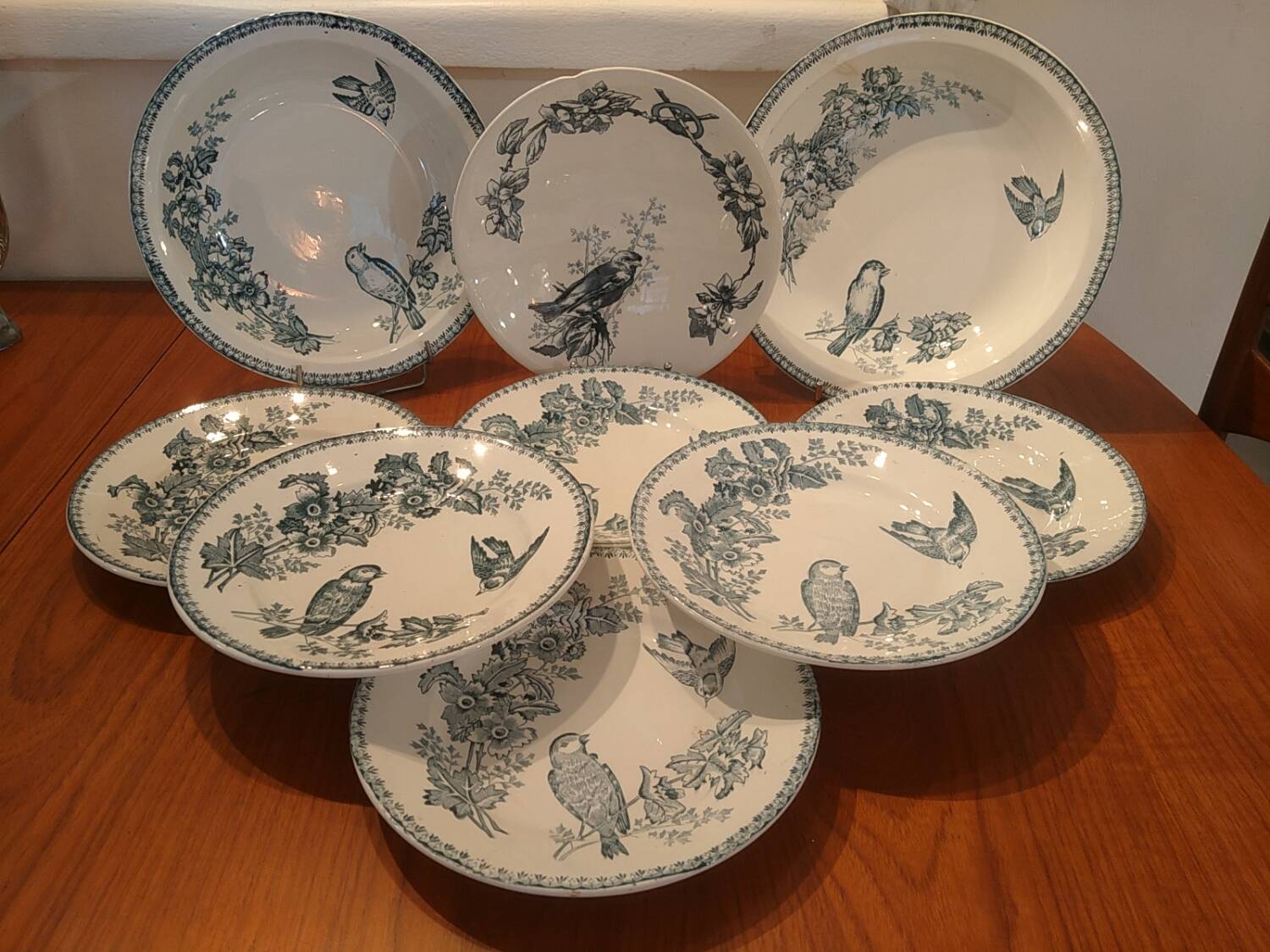 Iron Earth Service Tits