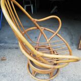Fauteuil pivotant vintage en rotin