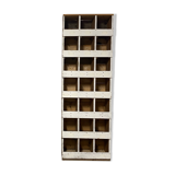 Workshop furniture with 21 lockers