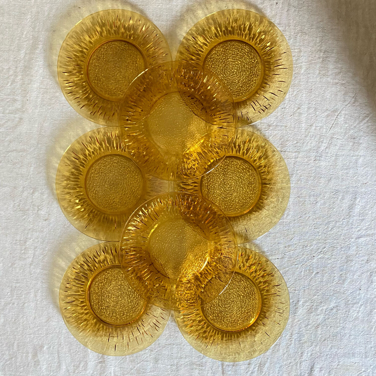 Dessert plates in amber glass 70s