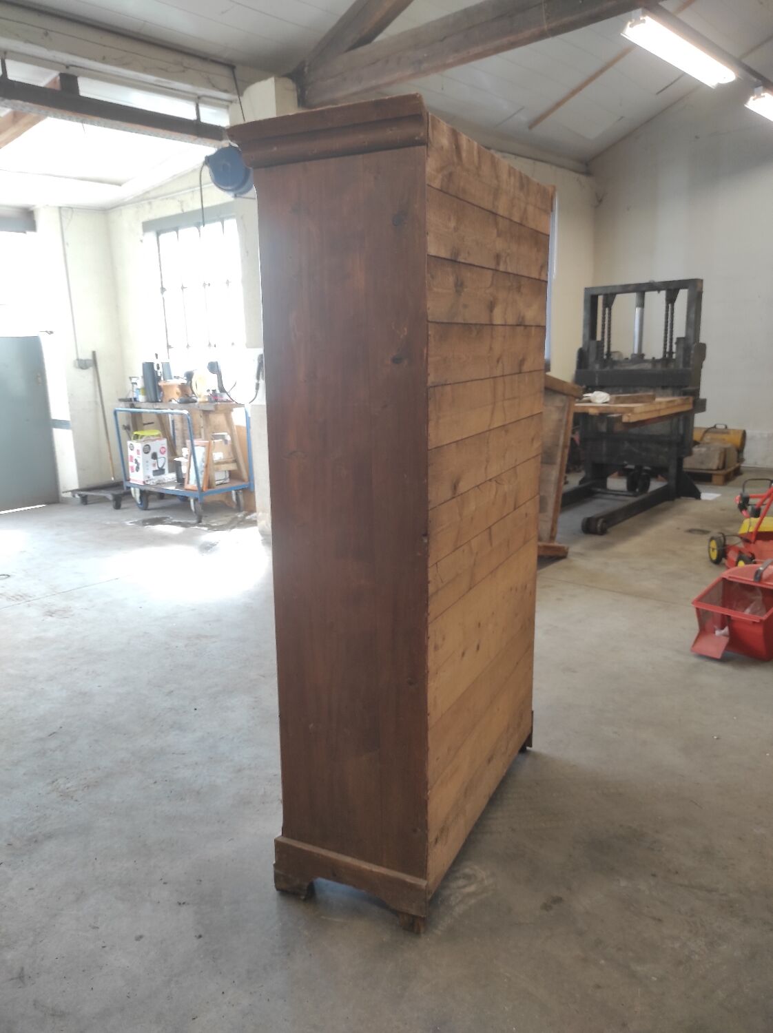 Old Parisian bitter farmhouse 1 rustic fir door with key