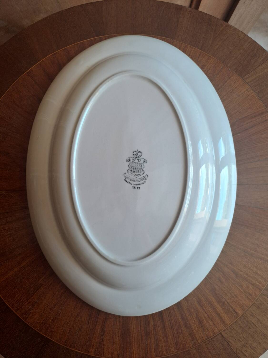 Segovia oval porcelain dish
