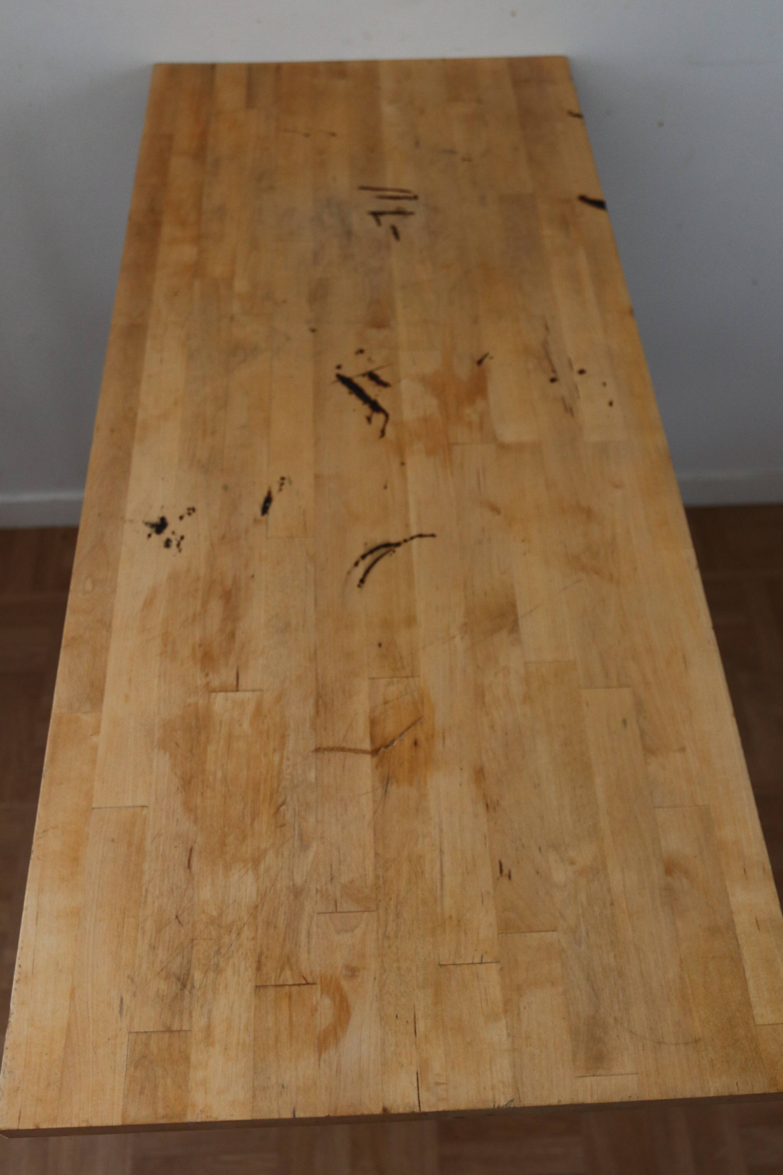 Living room console with sewing machine foot