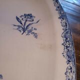 Oval dish in Sarreguemines earthenware fontanges model