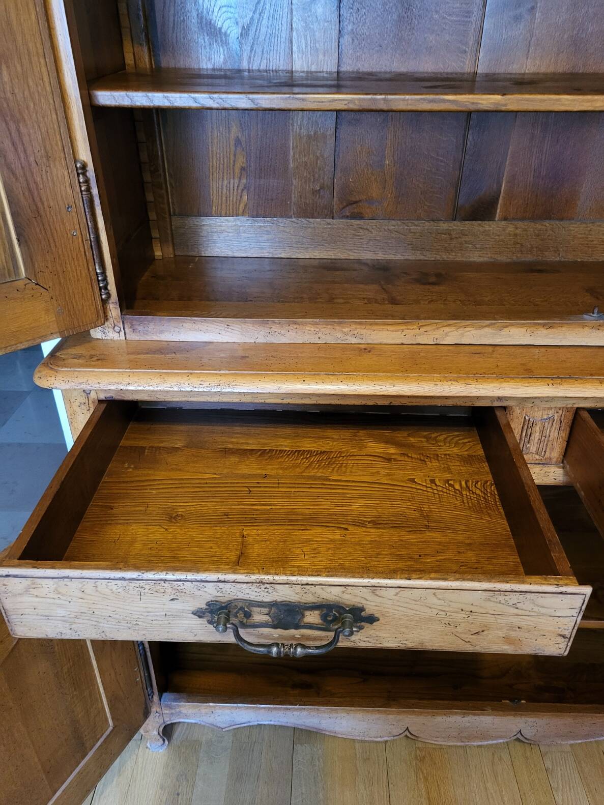 Norman buffet with 2 bodies in solid oak, manufactured by Doudard.