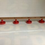 Old coat rack grosfillex red and beige