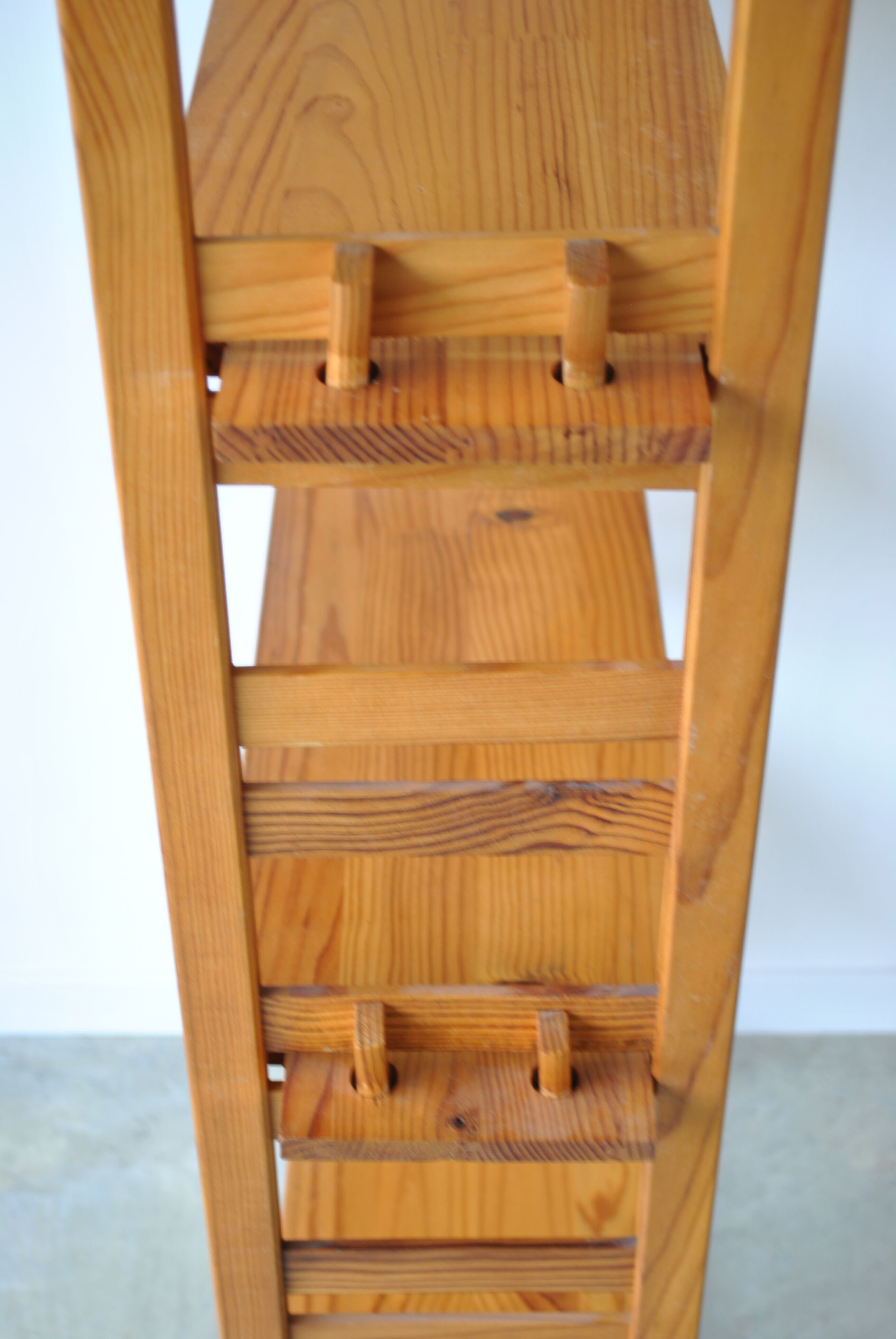 Vintage shelf to lay 1970