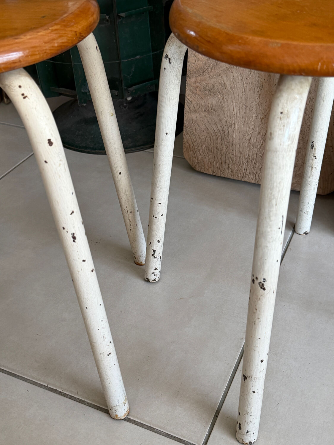 Paire de tabourets d’atelier vintage