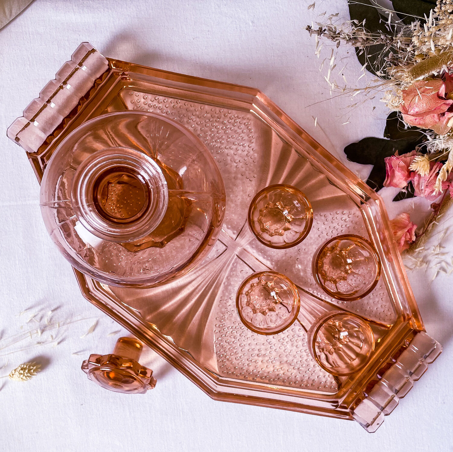 Art Deco Liquor Service