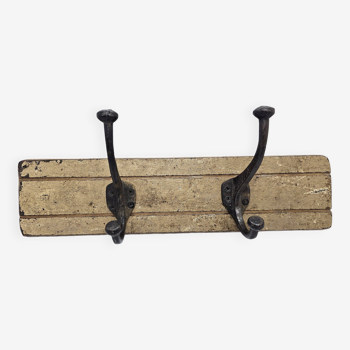 Solid teak coat hook with 2 double cast iron hooks