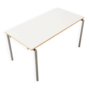 Table laminée, design