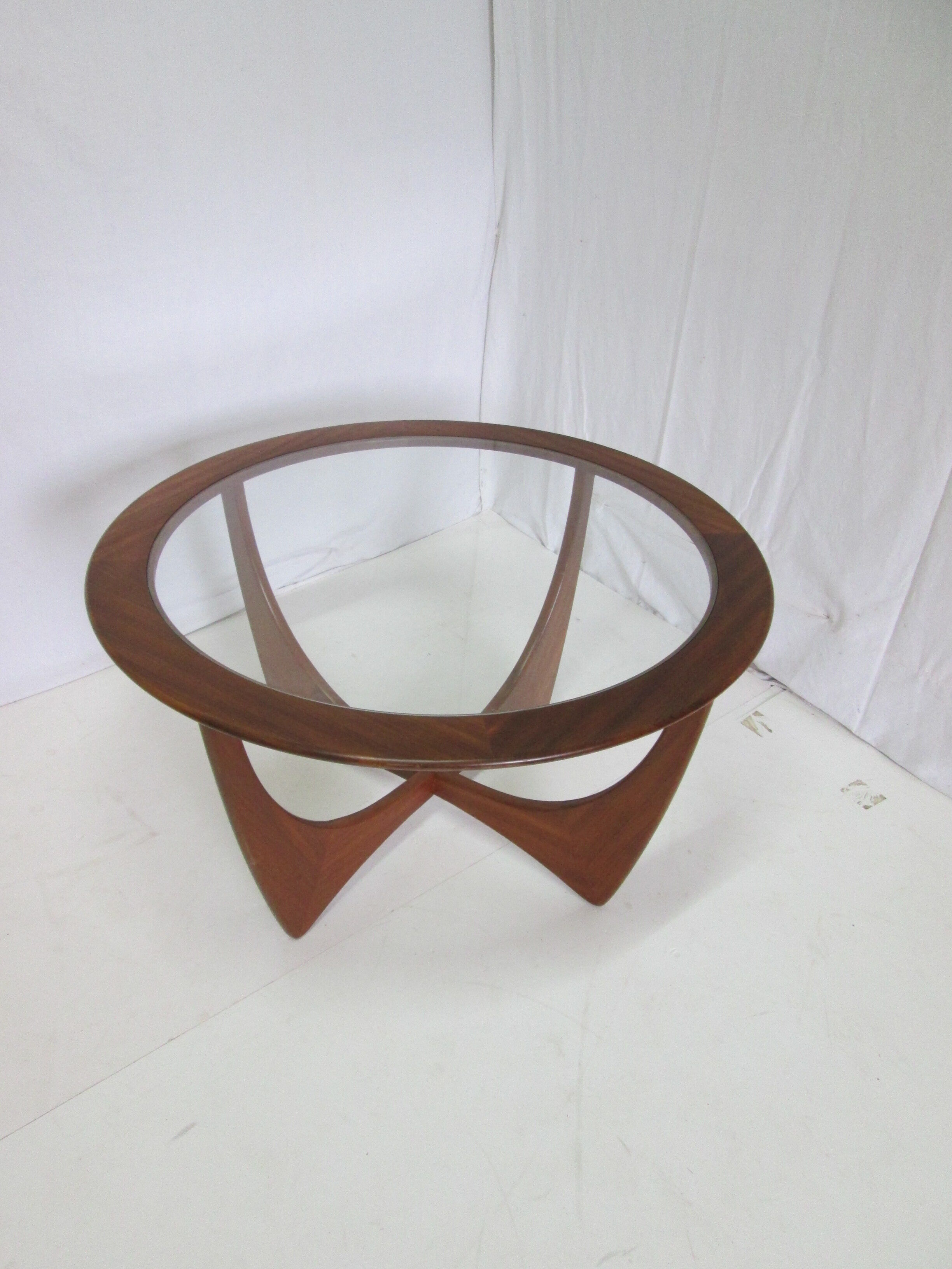 Round coffee table Astro teak by Wilkins