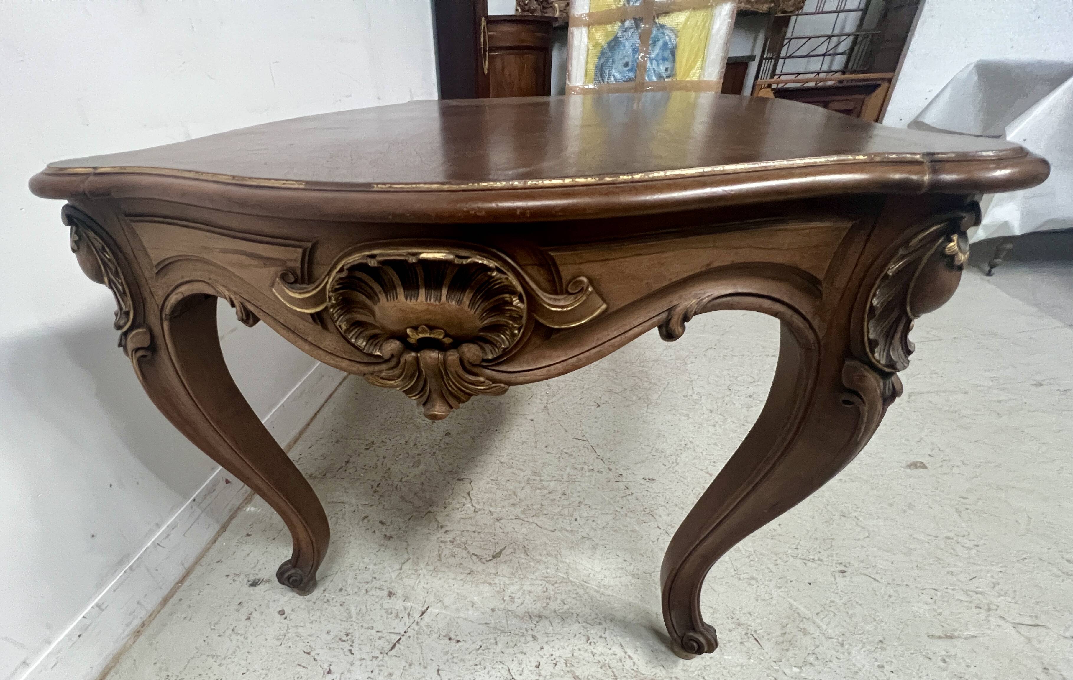Louis XV style desk in solid walnut, 19th century