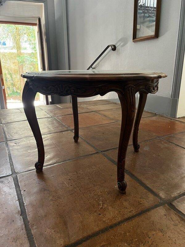 Table basse de salon style Louis XV