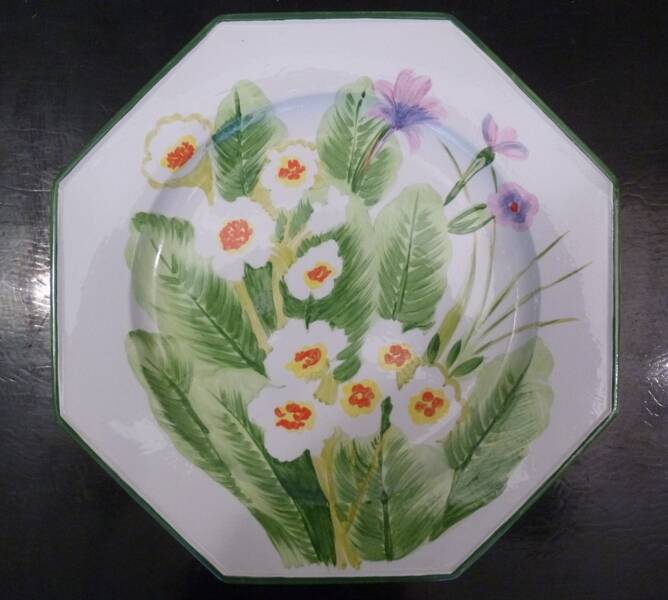 Decorative plate 'flowers' by maison chaumette (paris). vintage 80s
