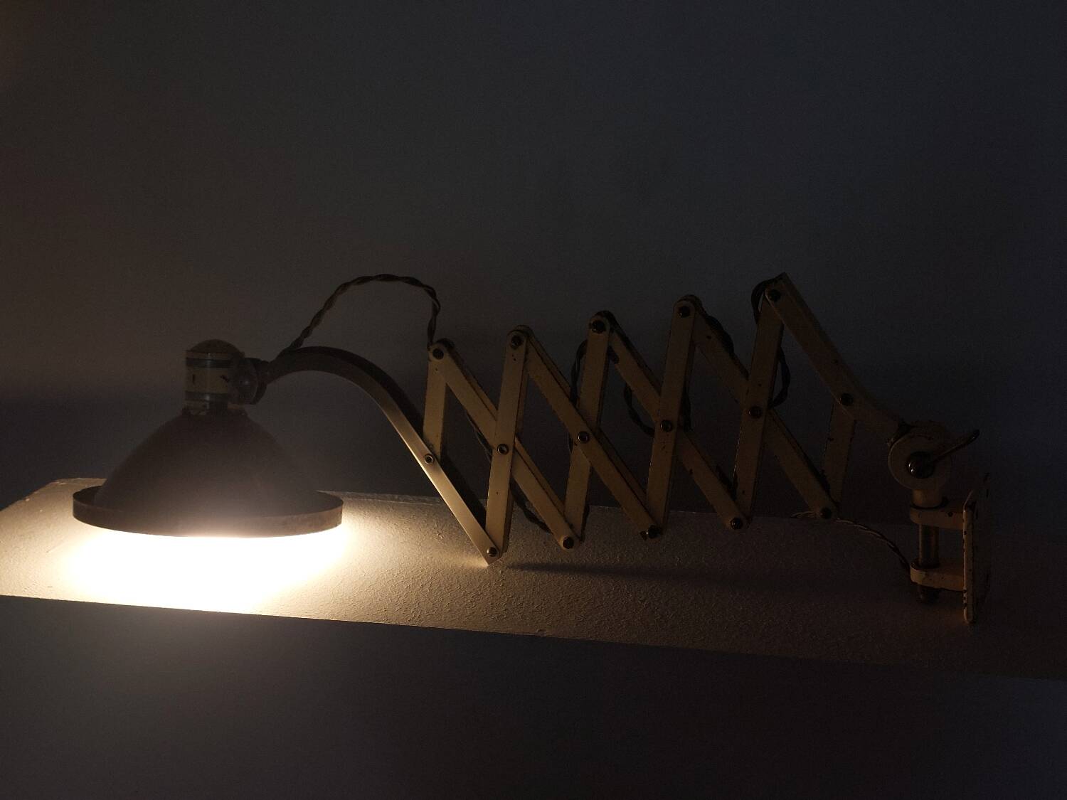 Lampe murale à ciseaux extensible vintage industriel