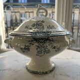 St Armand soup tureen with lid, Ter de Fer