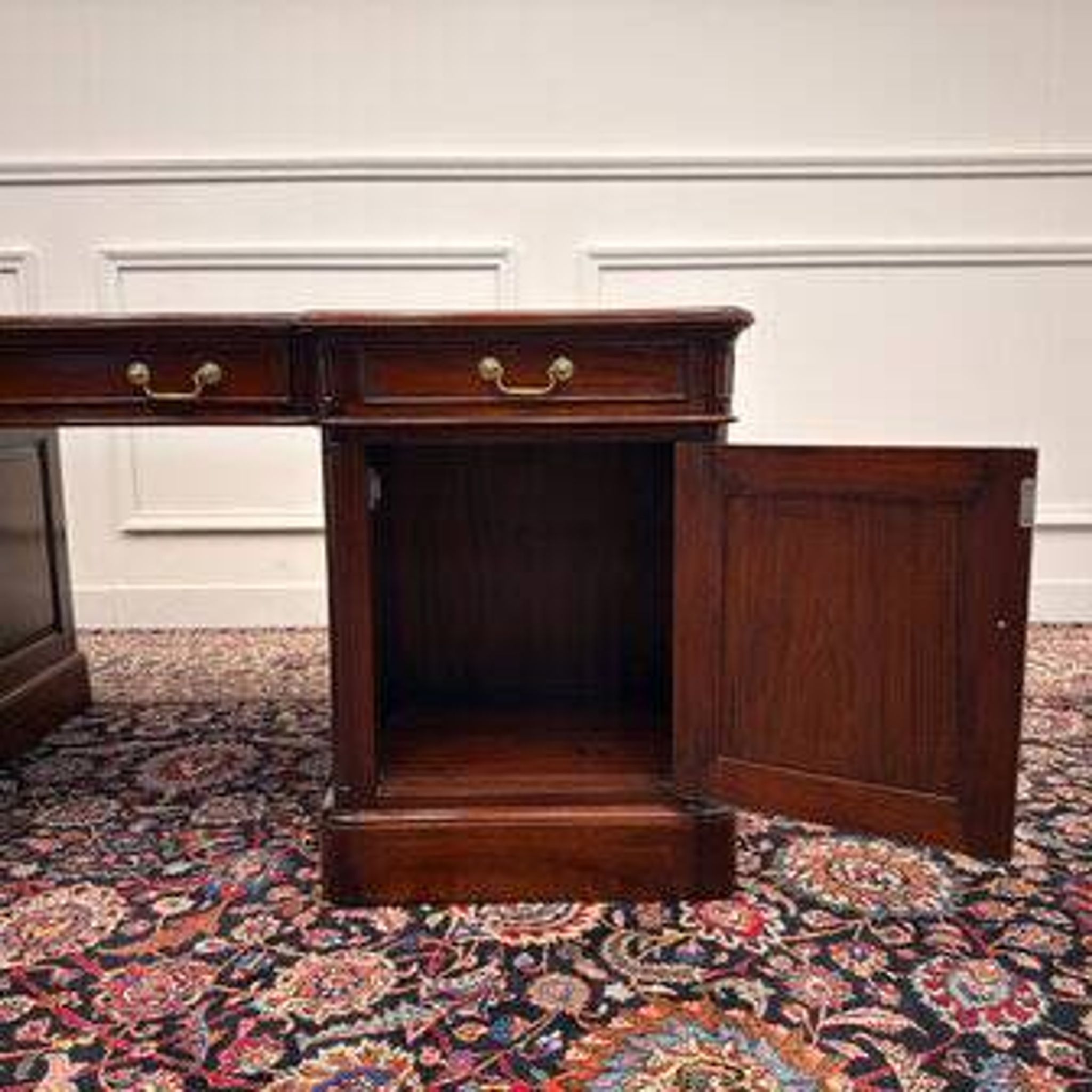 Bureau partenaire anglais classique en cuir vert