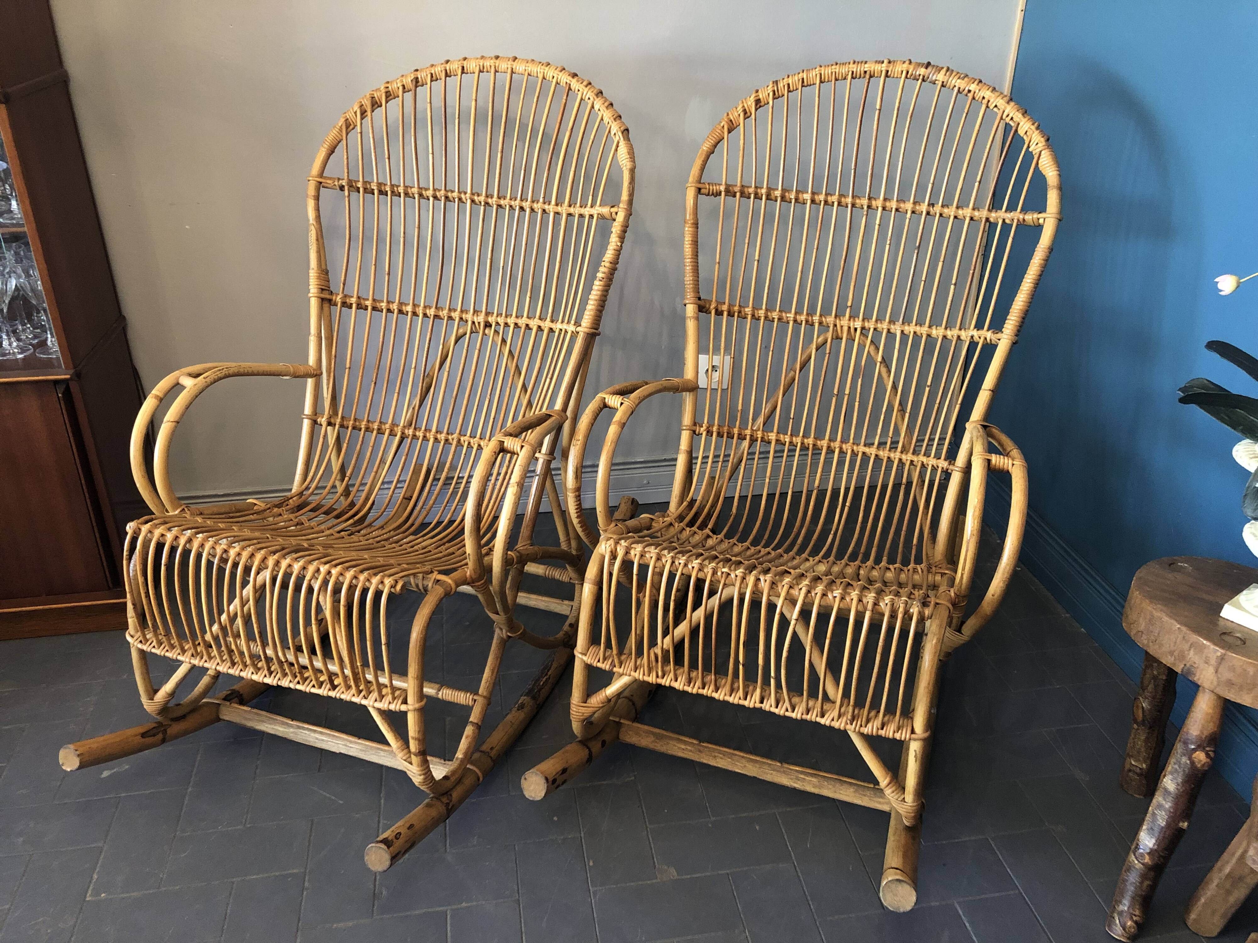 2 rattan rocking chairs