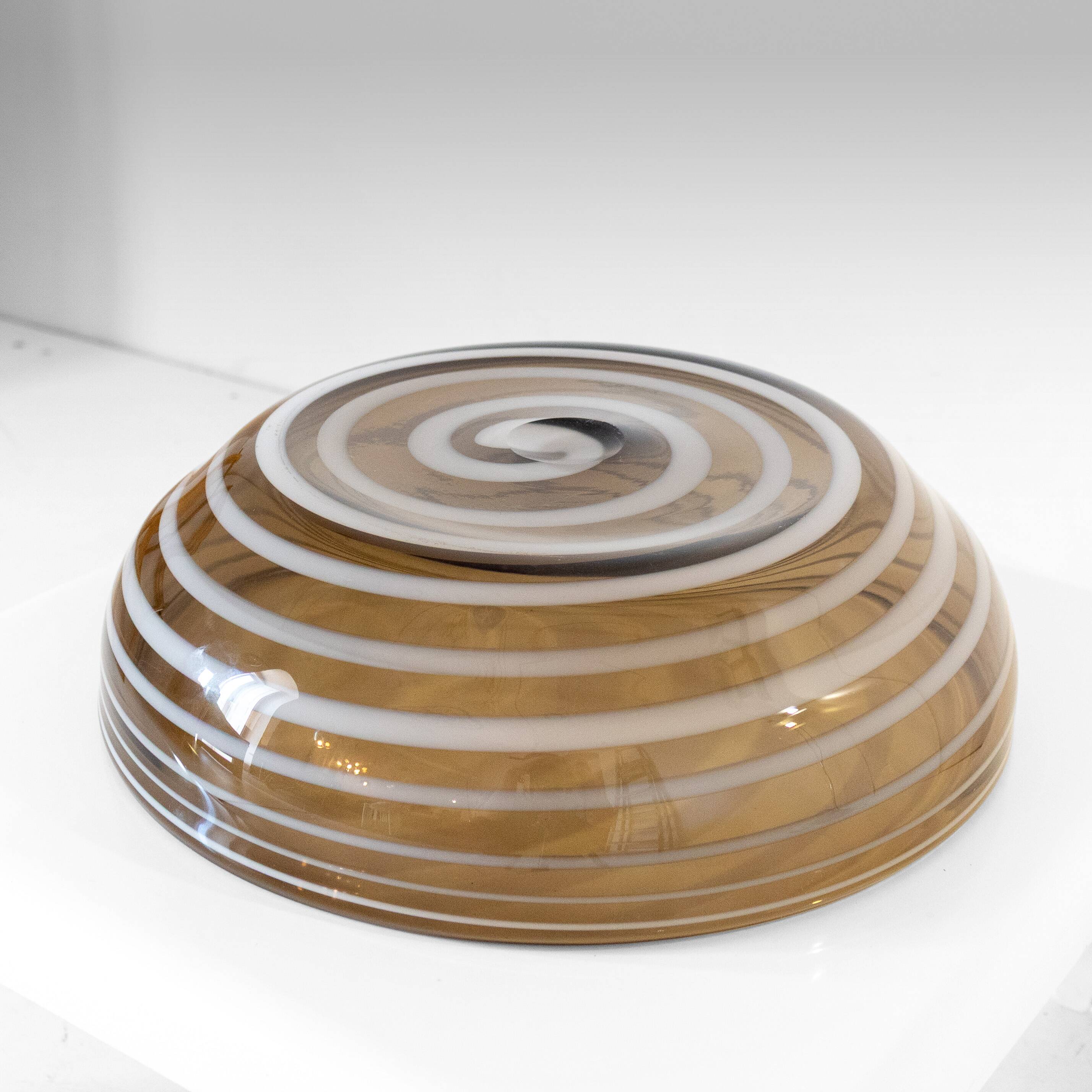 Vase central en verre