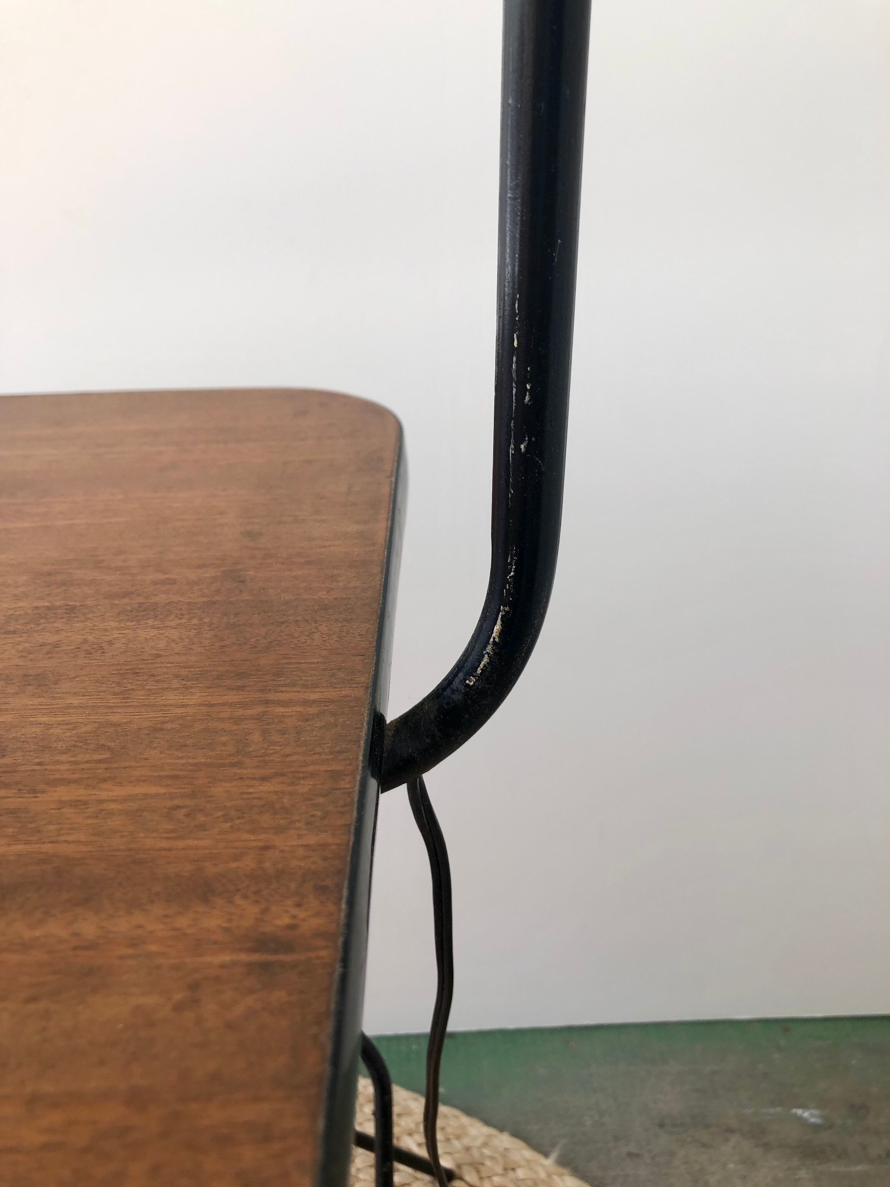 Reading floor lamp with magazine holders