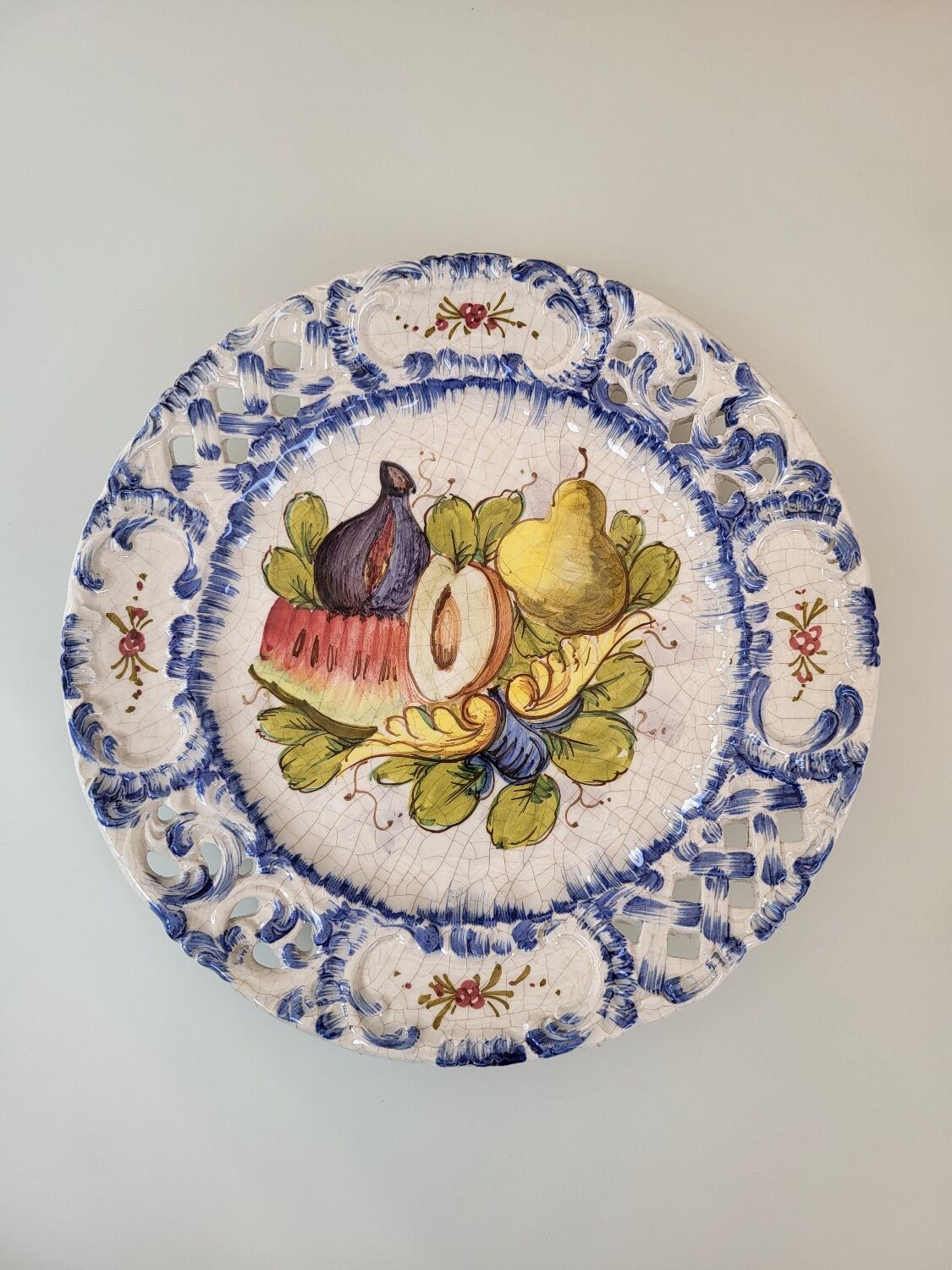 Bassano decorative plate