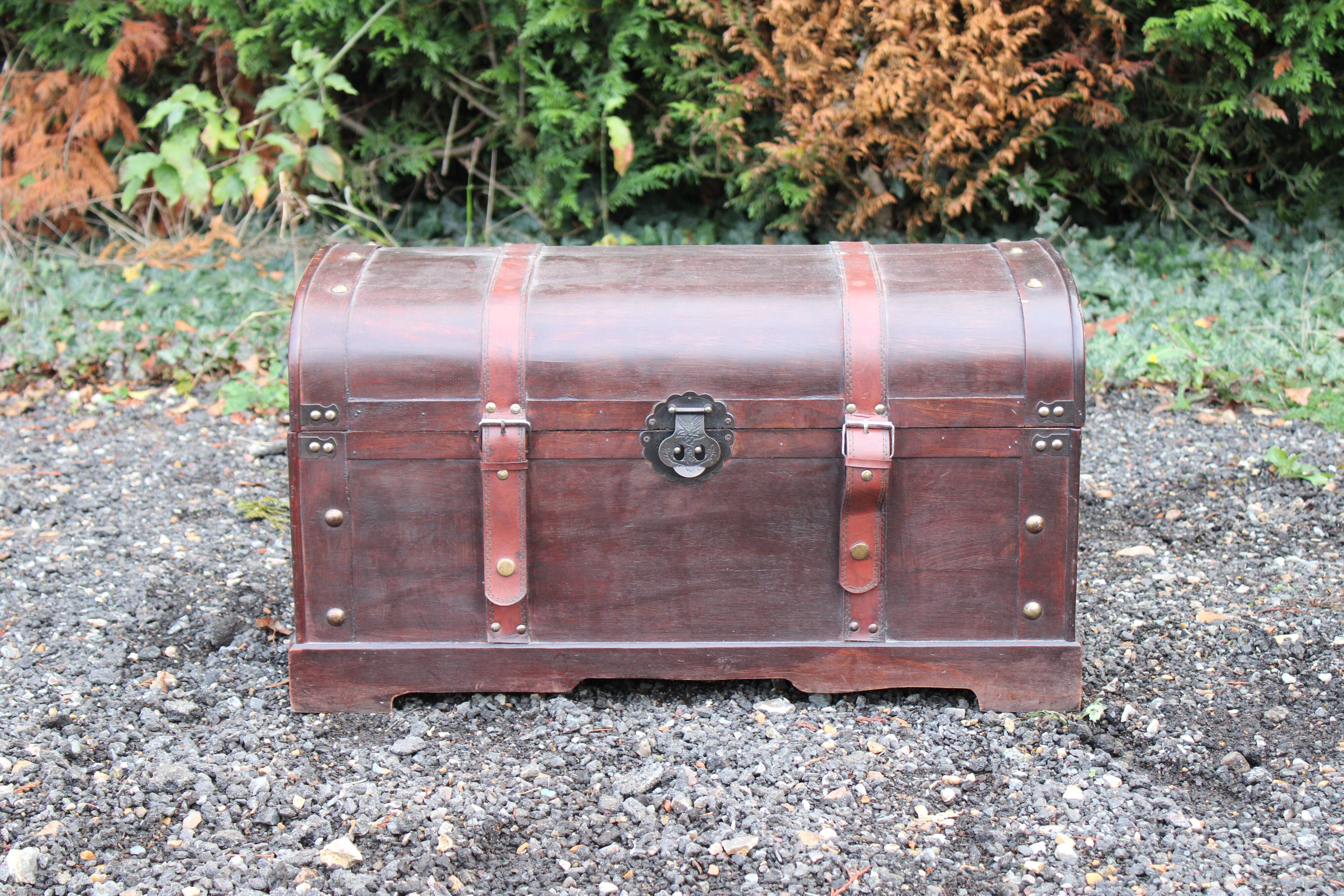 Storage trunk