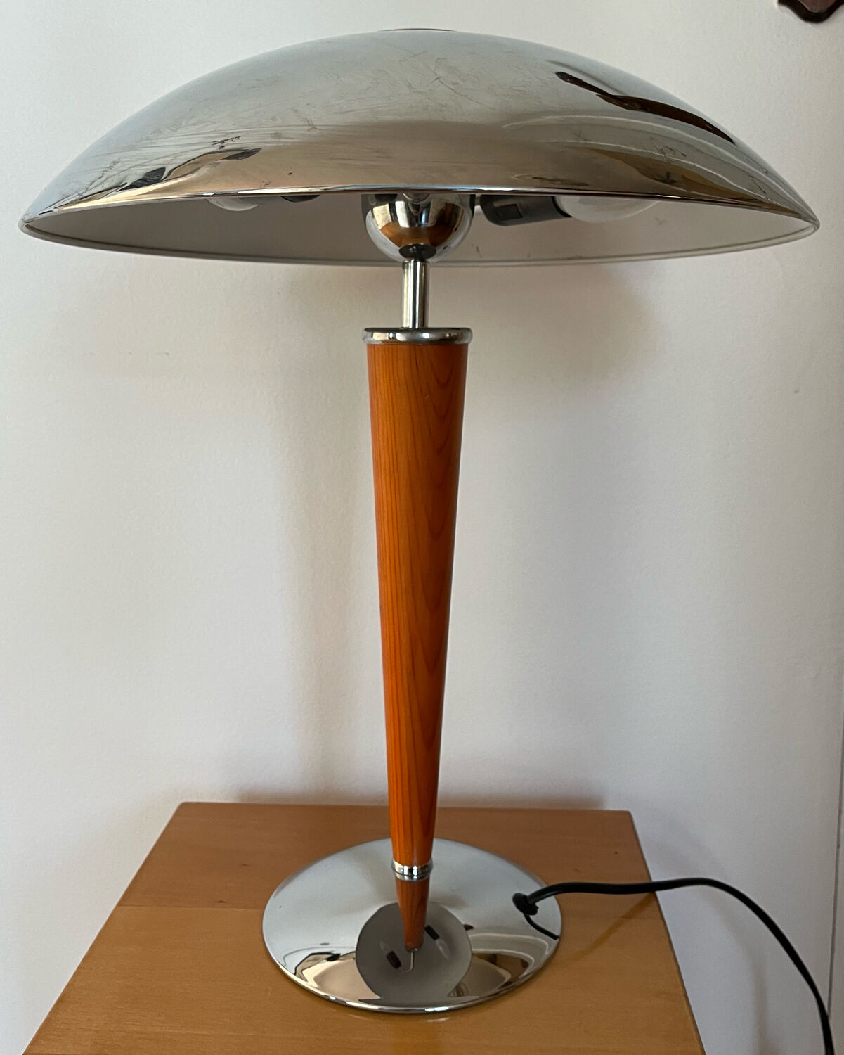 Mushroom lamp