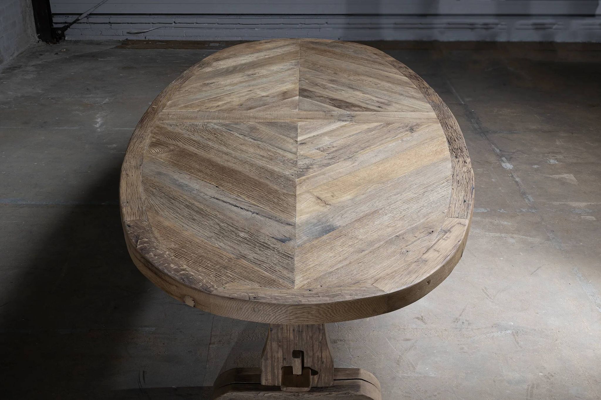 Table Ovale Diamant – Chêne Ancien 240 cm