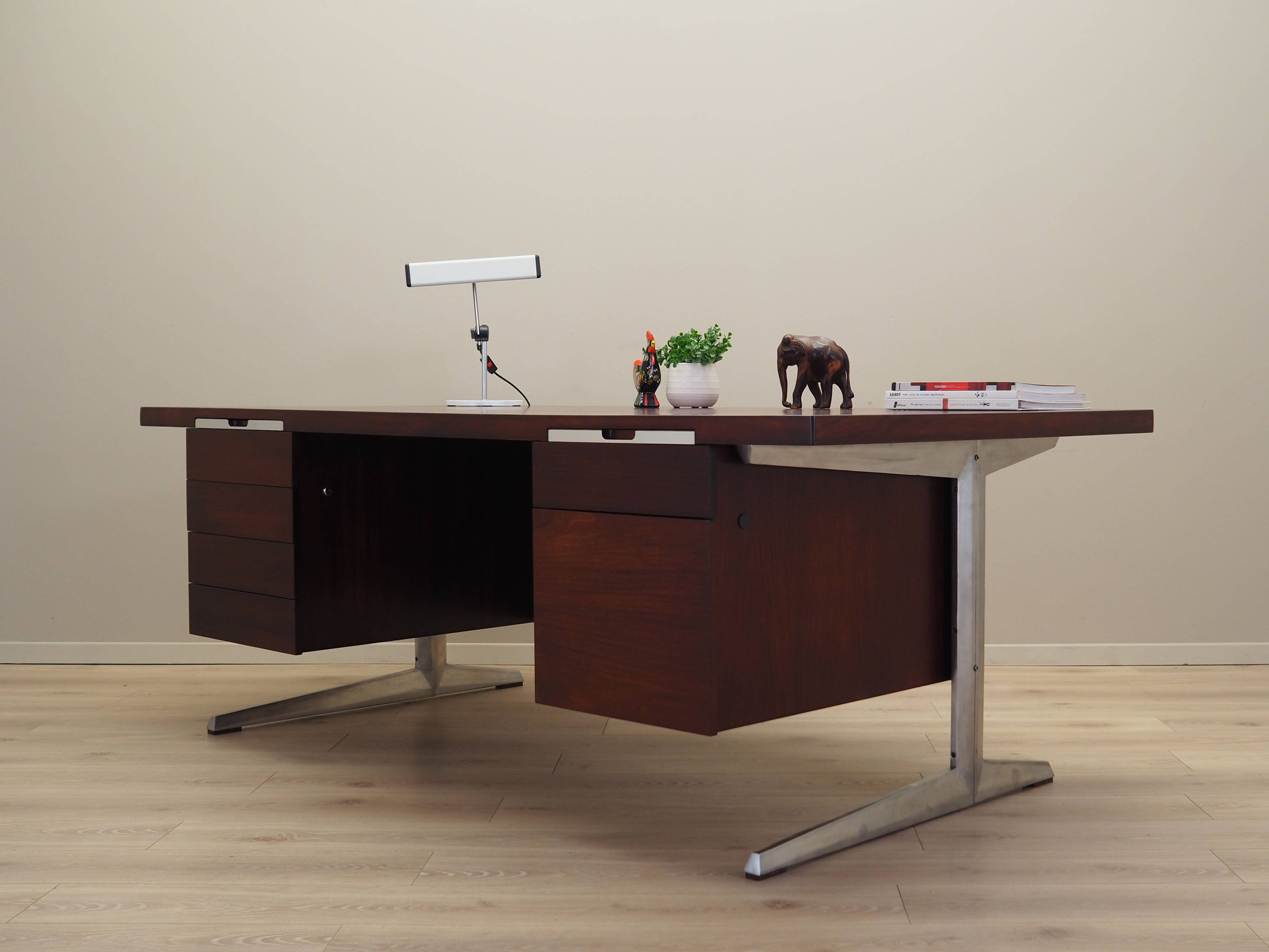 Bureau en palissandre, design danois, années 1970, designer : Marius Byrialsen, fabricant : Nipu Møbler