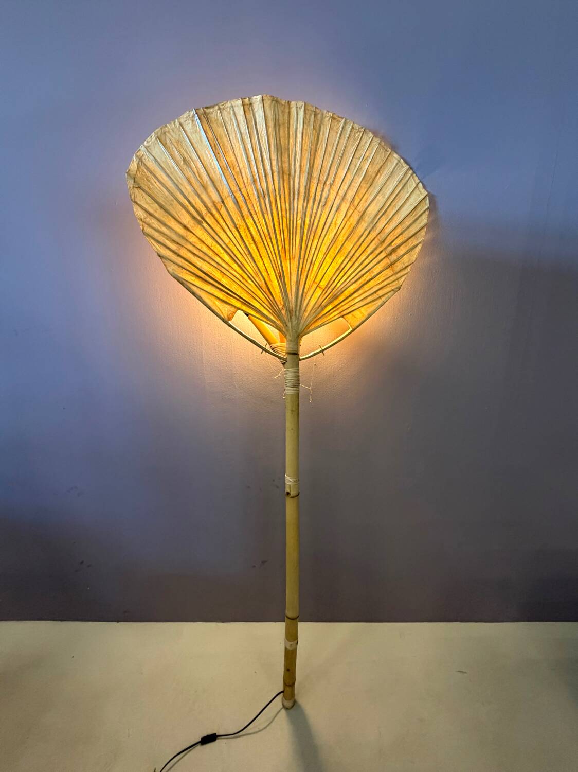 Uchiwa floor lamp large by Ingo Maurer for Design M.