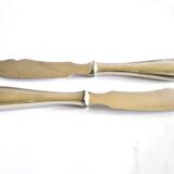Two antique service knives in silver-plated metal, pearl frieze gowe alpacca.
